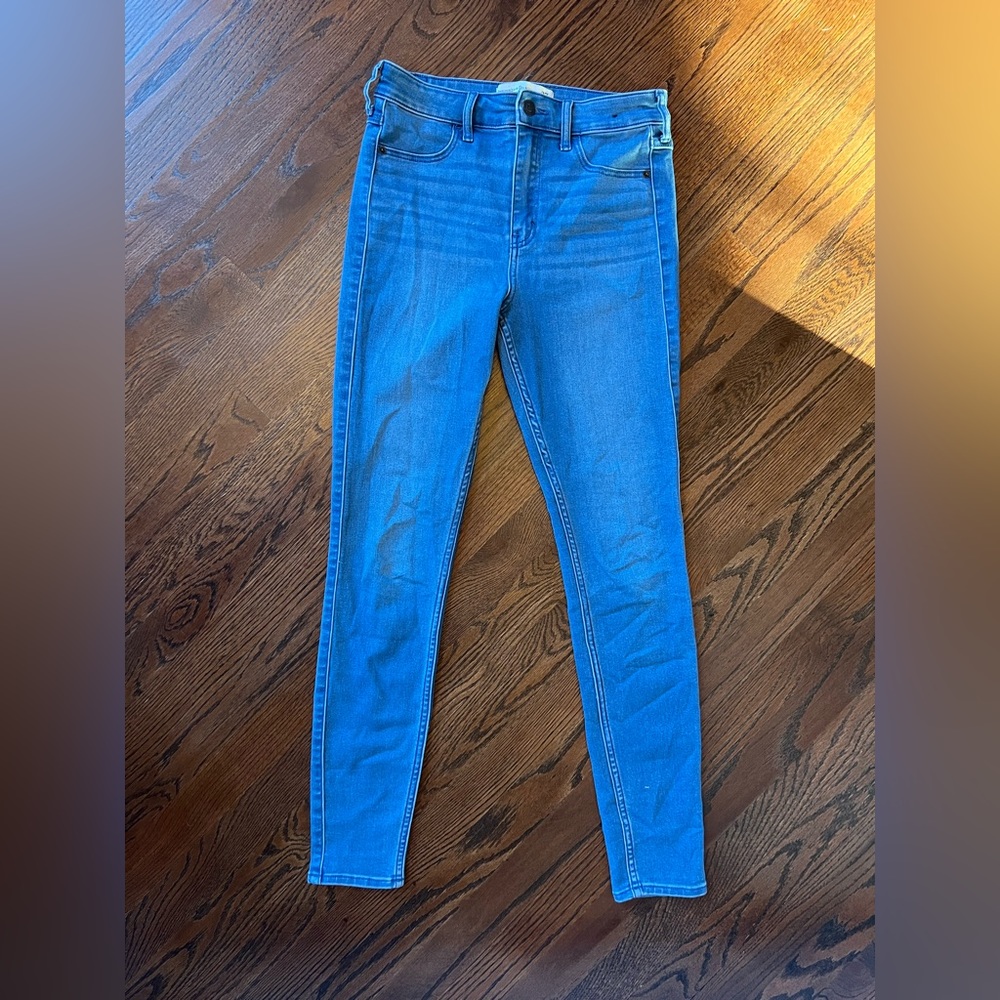 Abercrombie & Fitch- Jean Leggings (27/4)